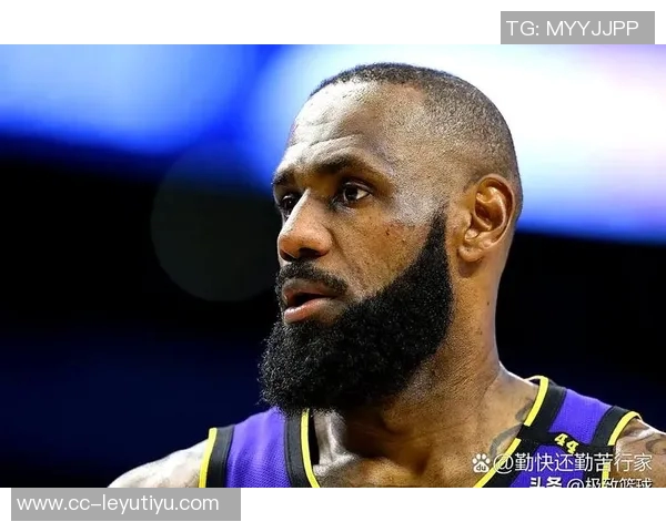 艾顿赞詹姆斯如机器般强大23赛季依然状态巅峰让人难以置信